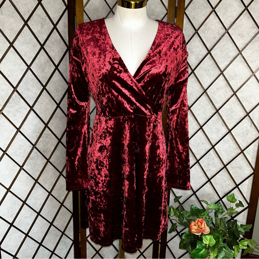 Mossimo Crushed Burgundy Red Faux Wrap Cross Over Flare Sleeve Dress